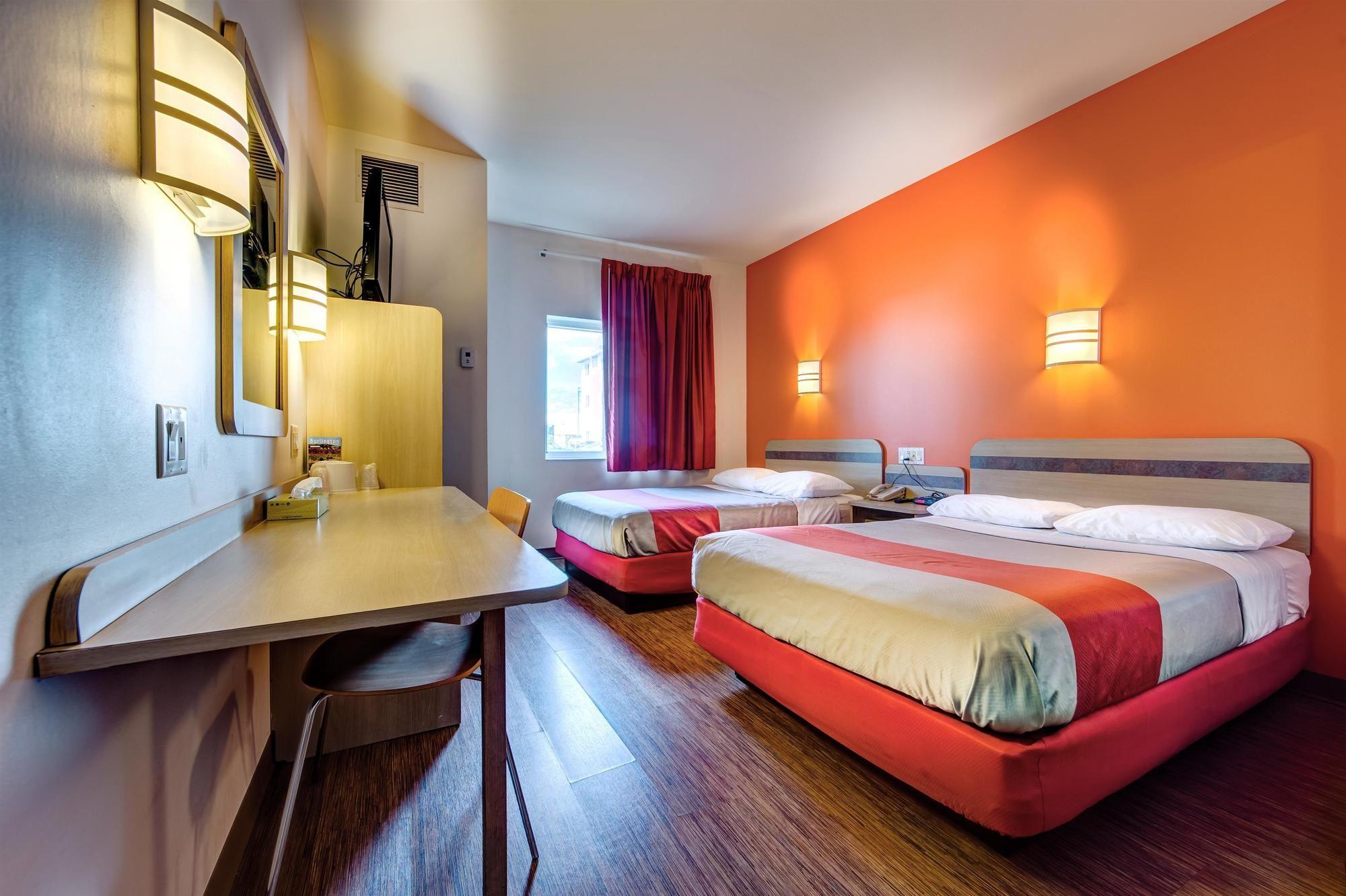 Motel 6-Burlington, On - Toronto West - Oakville Екстер'єр фото