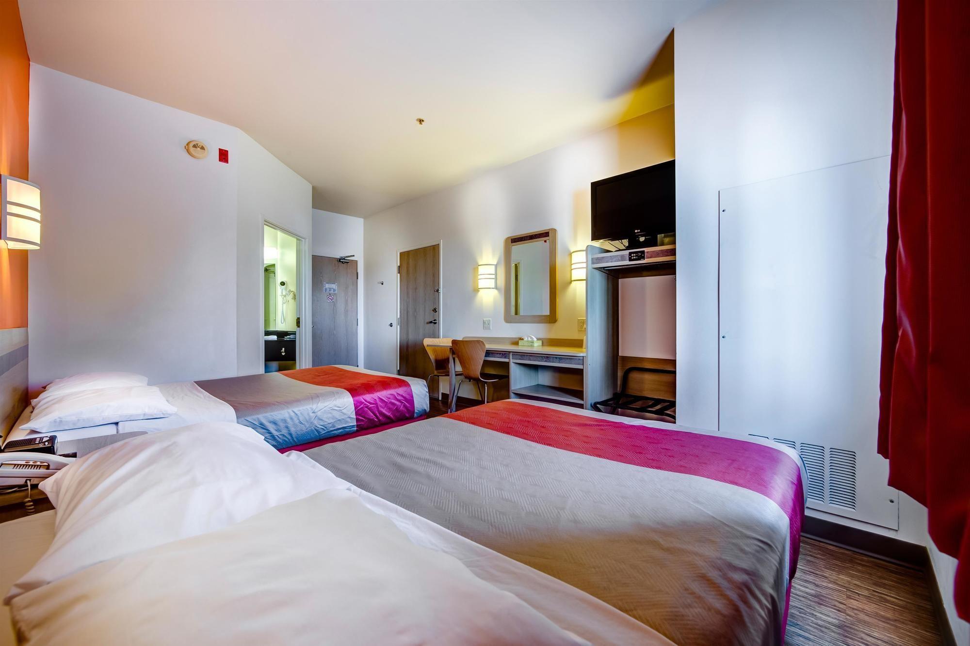 Motel 6-Burlington, On - Toronto West - Oakville Екстер'єр фото