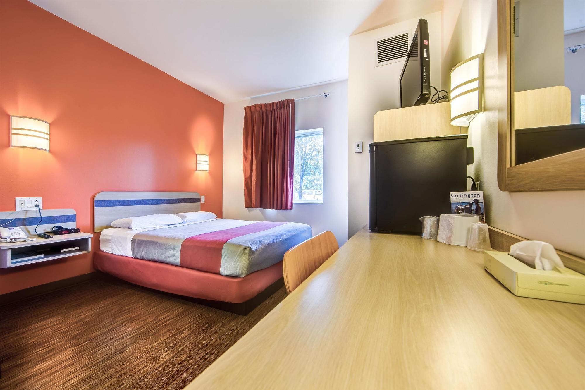 Motel 6-Burlington, On - Toronto West - Oakville Екстер'єр фото