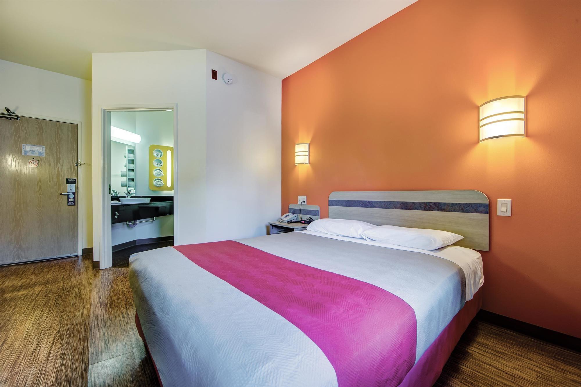 Motel 6-Burlington, On - Toronto West - Oakville Екстер'єр фото