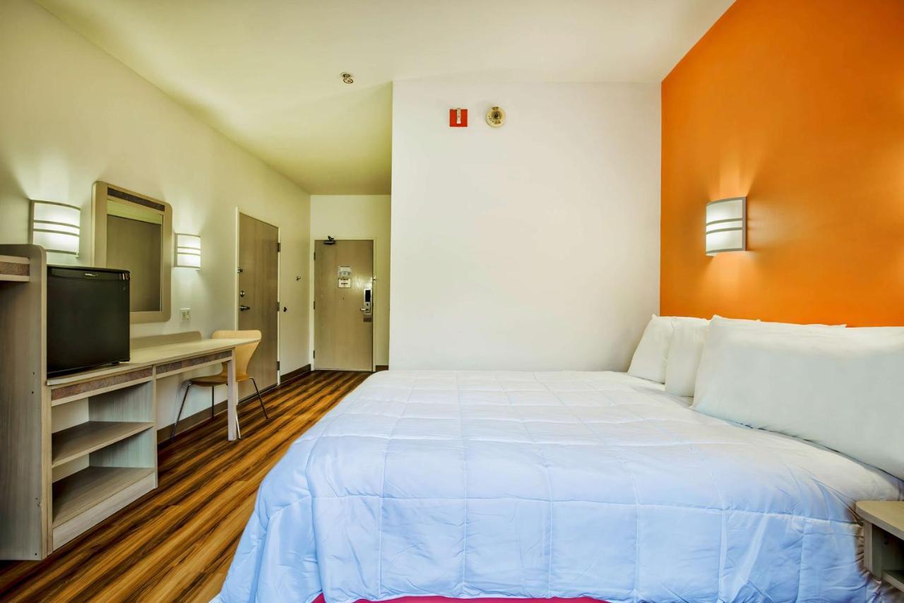 Motel 6-Burlington, On - Toronto West - Oakville Екстер'єр фото