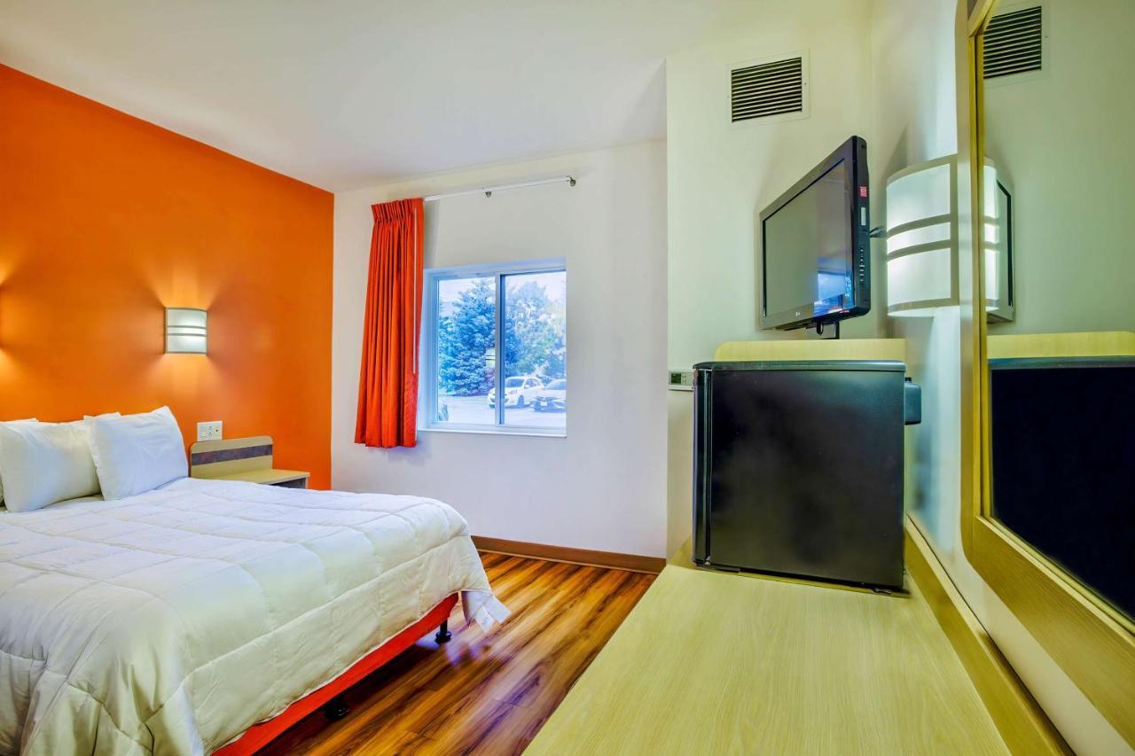 Motel 6-Burlington, On - Toronto West - Oakville Екстер'єр фото