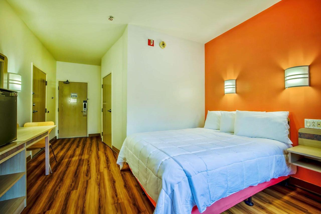 Motel 6-Burlington, On - Toronto West - Oakville Екстер'єр фото