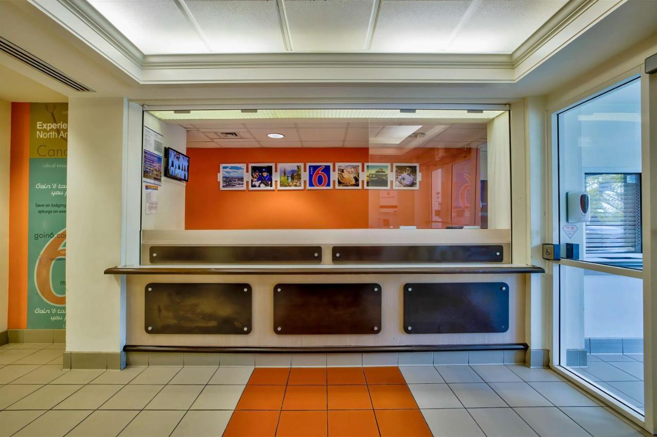 Motel 6-Burlington, On - Toronto West - Oakville Екстер'єр фото