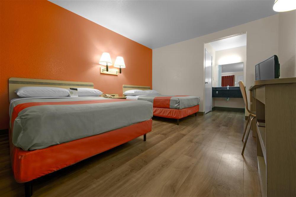 Motel 6-Burlington, On - Toronto West - Oakville Номер фото