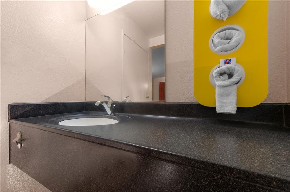 Motel 6-Burlington, On - Toronto West - Oakville Номер фото